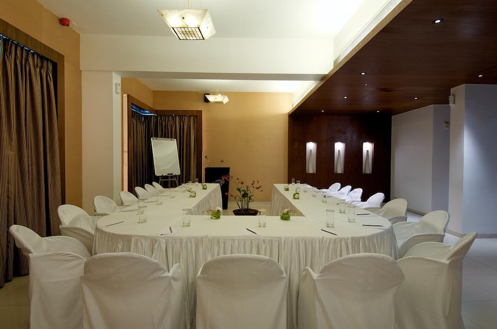 Hotel The Regenza By Tunga Navi Mumbai Exterior foto